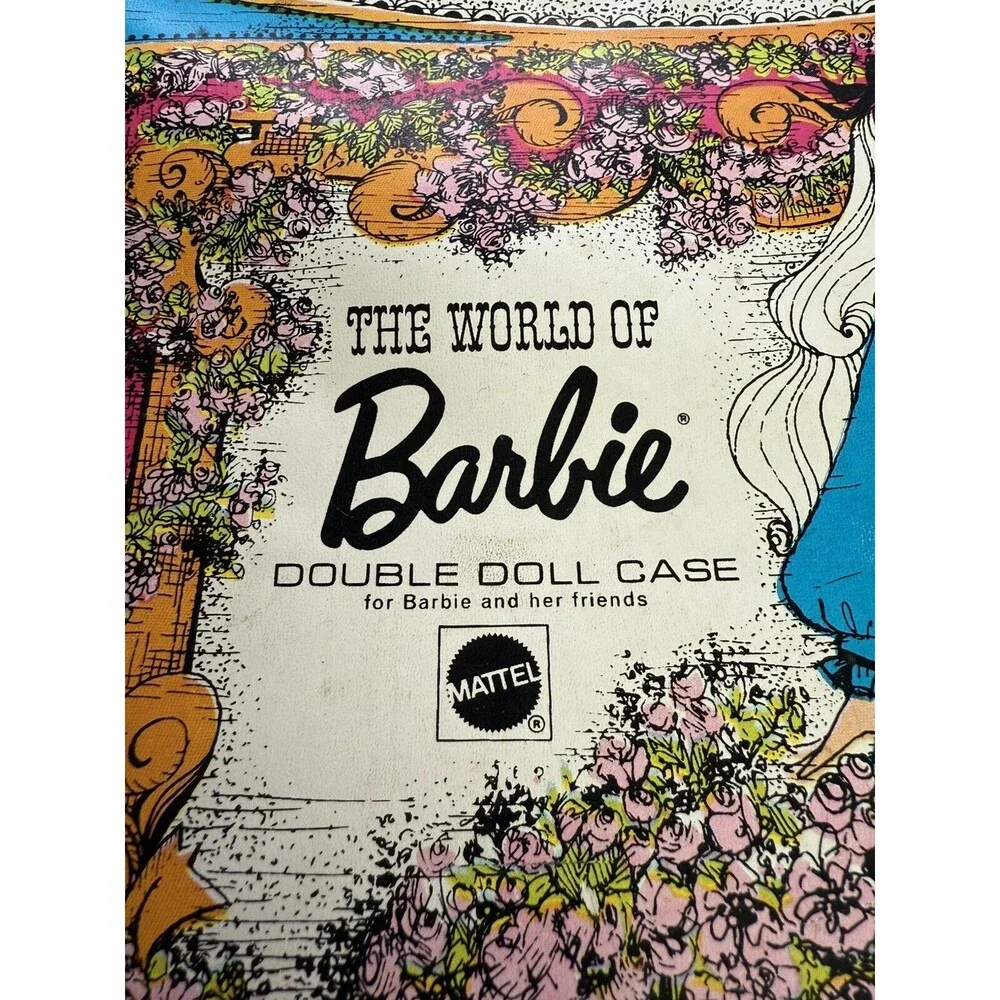 Barbie The World of Barbie Double Doll Case 1968. Vintage